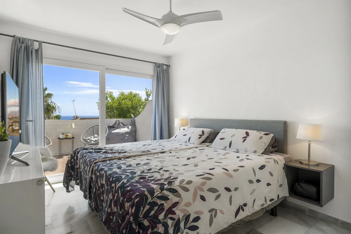 dc2917cc-46a2-4666-aee6-f425f954c330