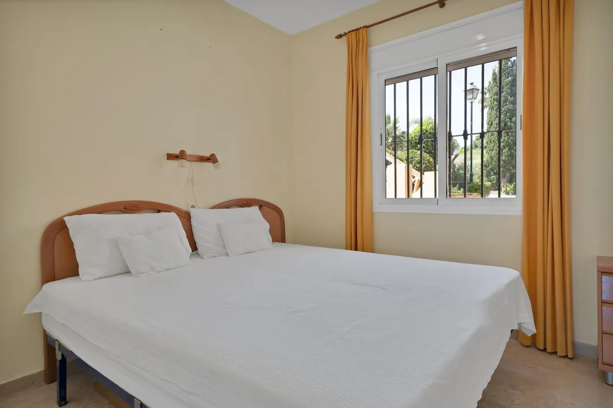 4dce43a9-130b-426c-be6e-1698e93281dc