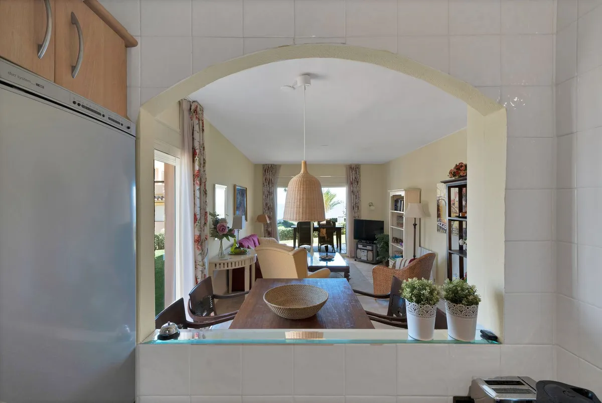 a6c033d5-0f6d-4cf6-a68c-11c78a294f78