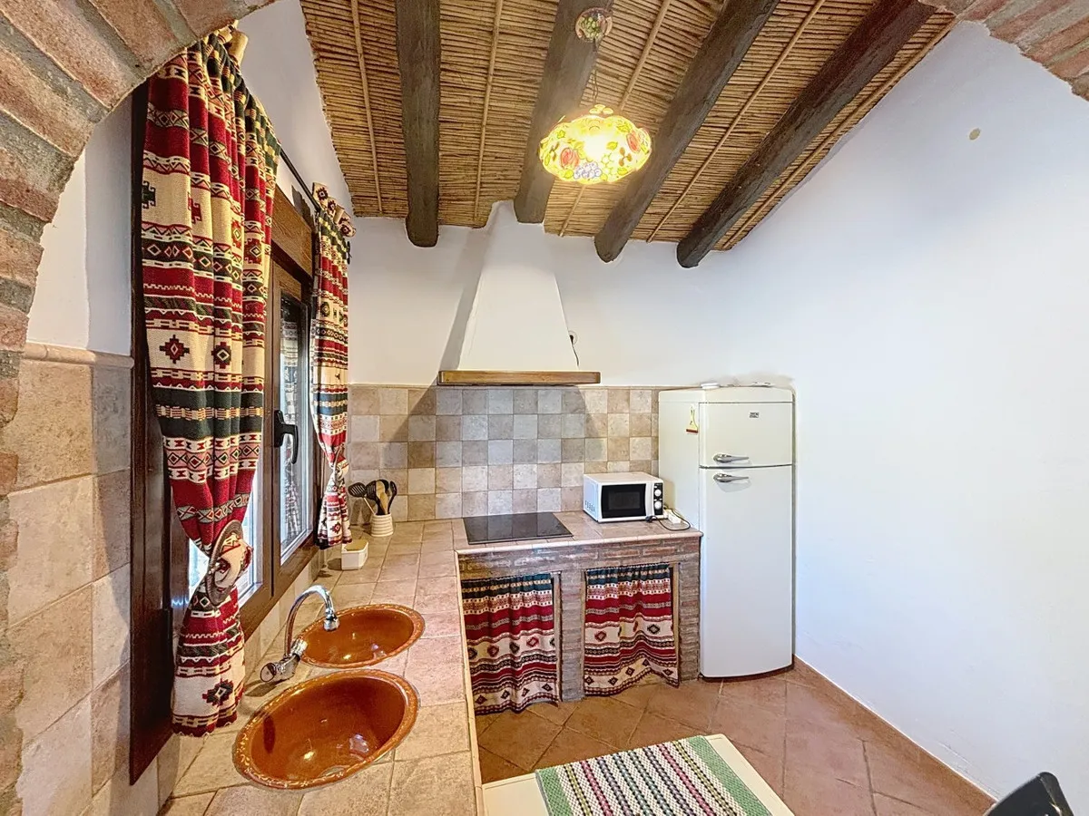 39dddb2f-4e48-40da-802b-c27b8a0c2dd0