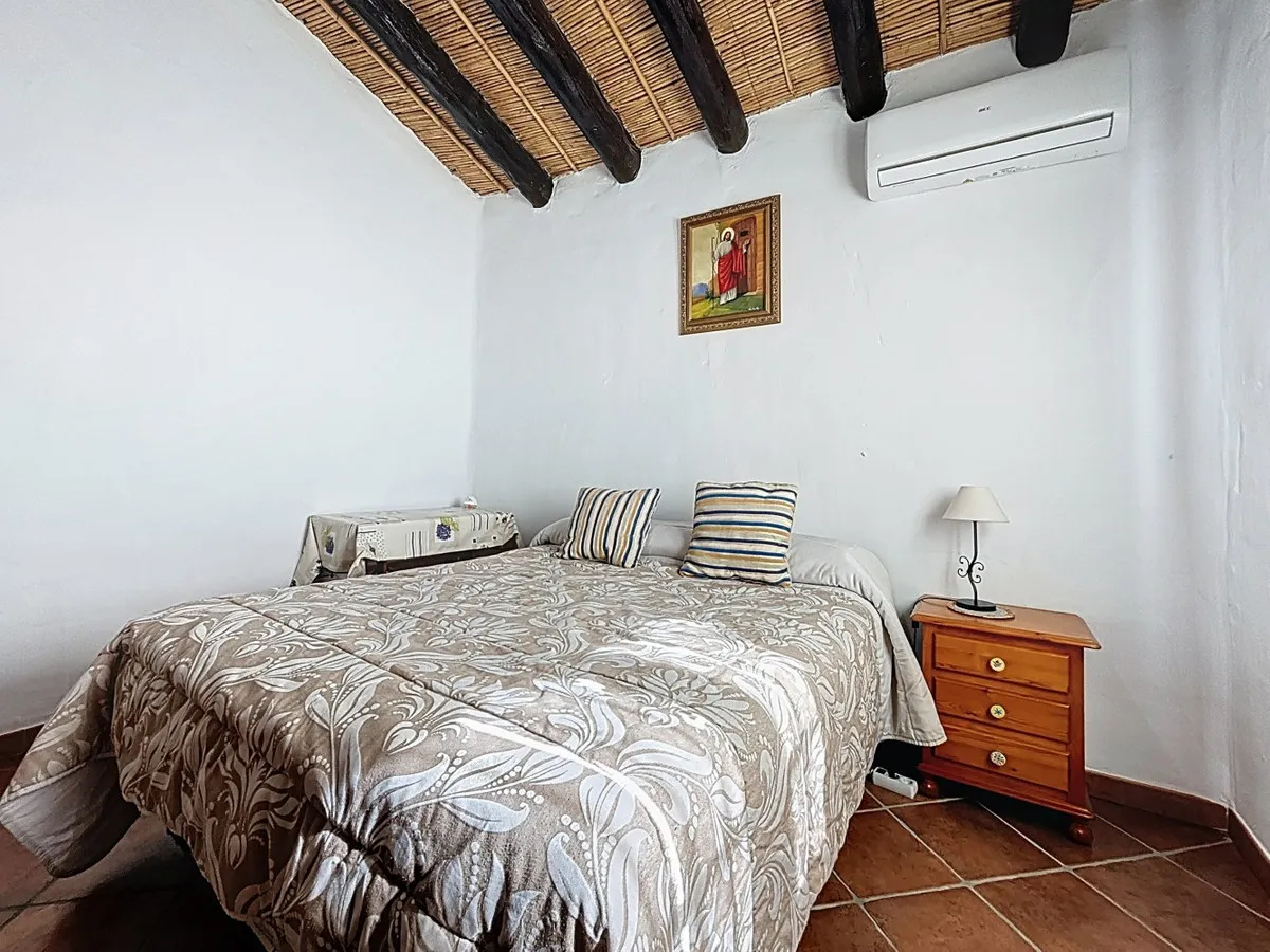 cf2a1e5c-c09b-4838-a1db-6d08c7698701