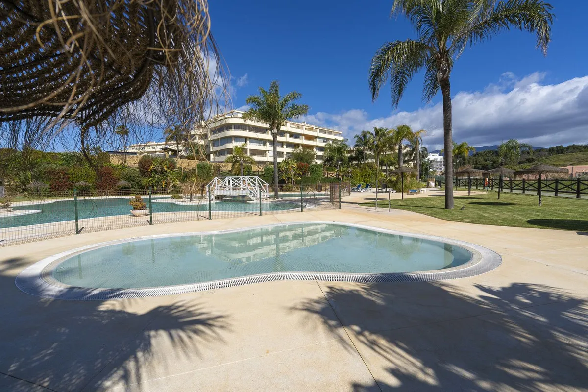 0a2ebdbc-7cb0-4289-bdc0-0b8b5aedb26f