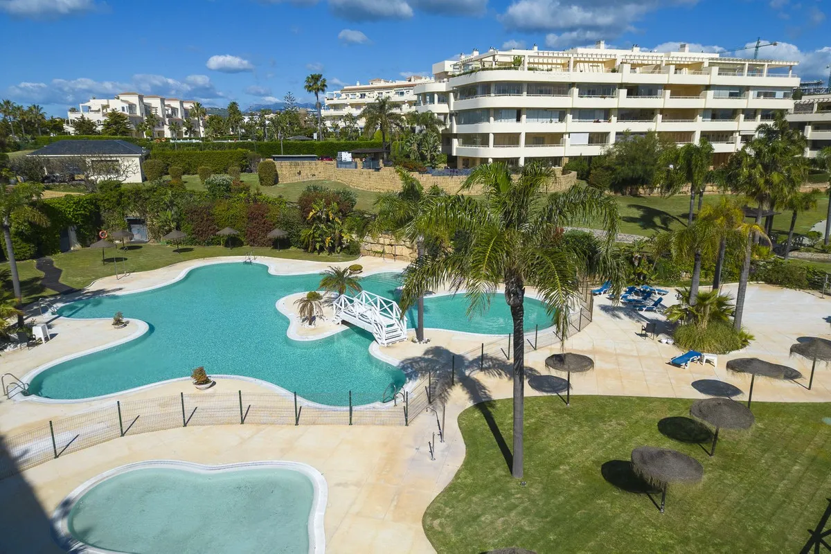 e9f8be30-a02d-4f3a-b87f-4d80dadd8db6