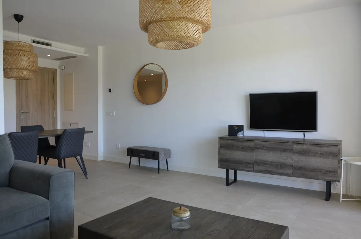 4e030769-2a80-4d8b-80c6-11534d52c7d1