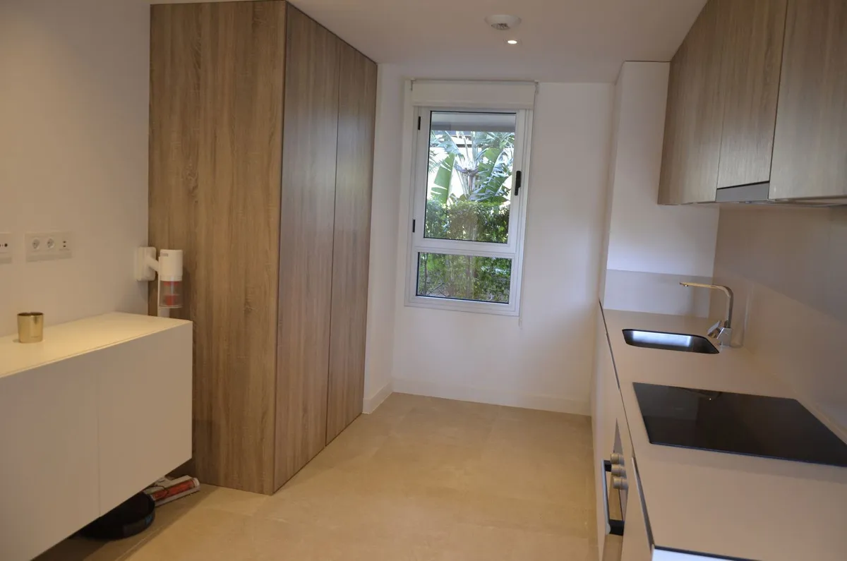 66fe52c8-3172-4d61-8f23-3fe65963e187