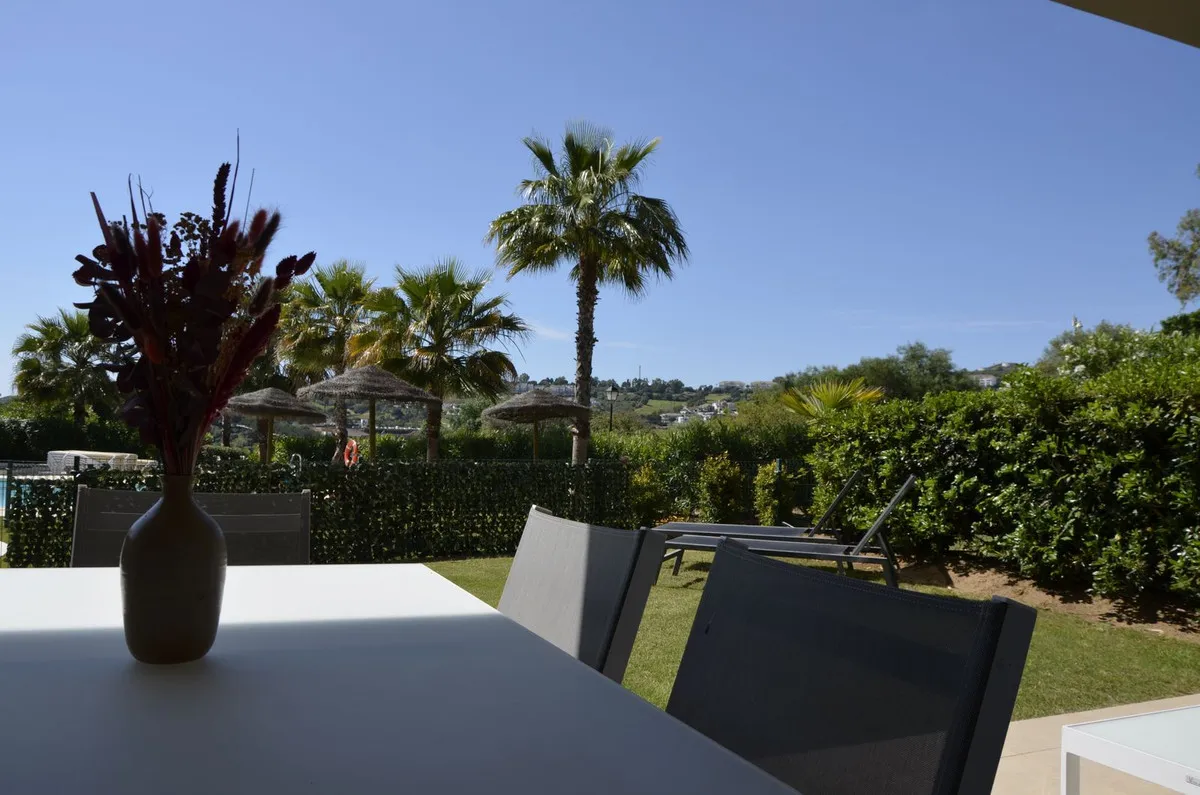 966e2ac3-534a-464e-bdba-93d0b00f9325