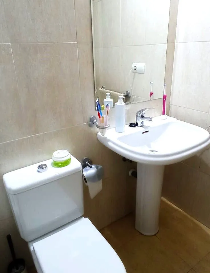 c1f26186-8ac1-46eb-8e48-a07b0c01bdf9