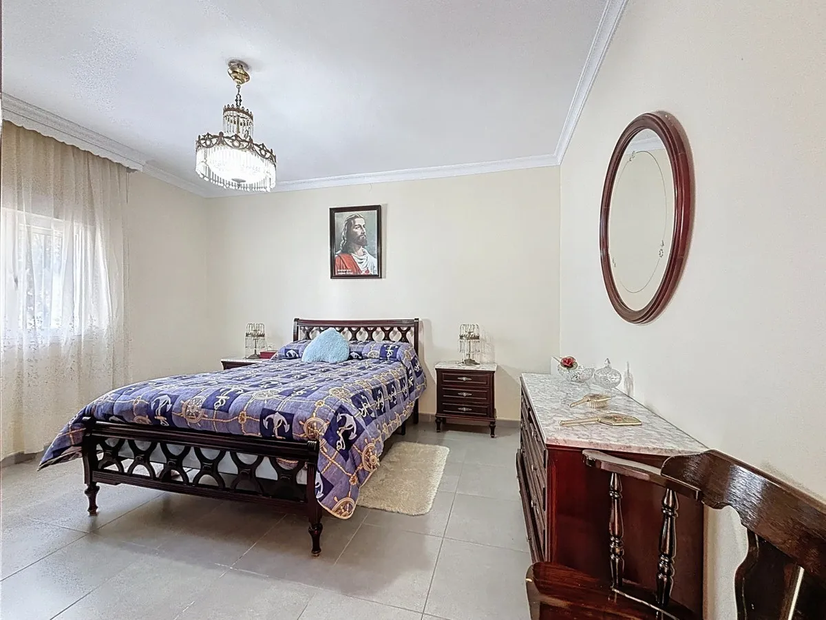 6efd6109-b17b-4551-98a5-acd70a6a85b3