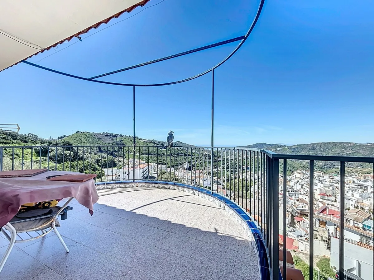 73eb996e-5a58-4313-8f4f-3b9119e0c1f0