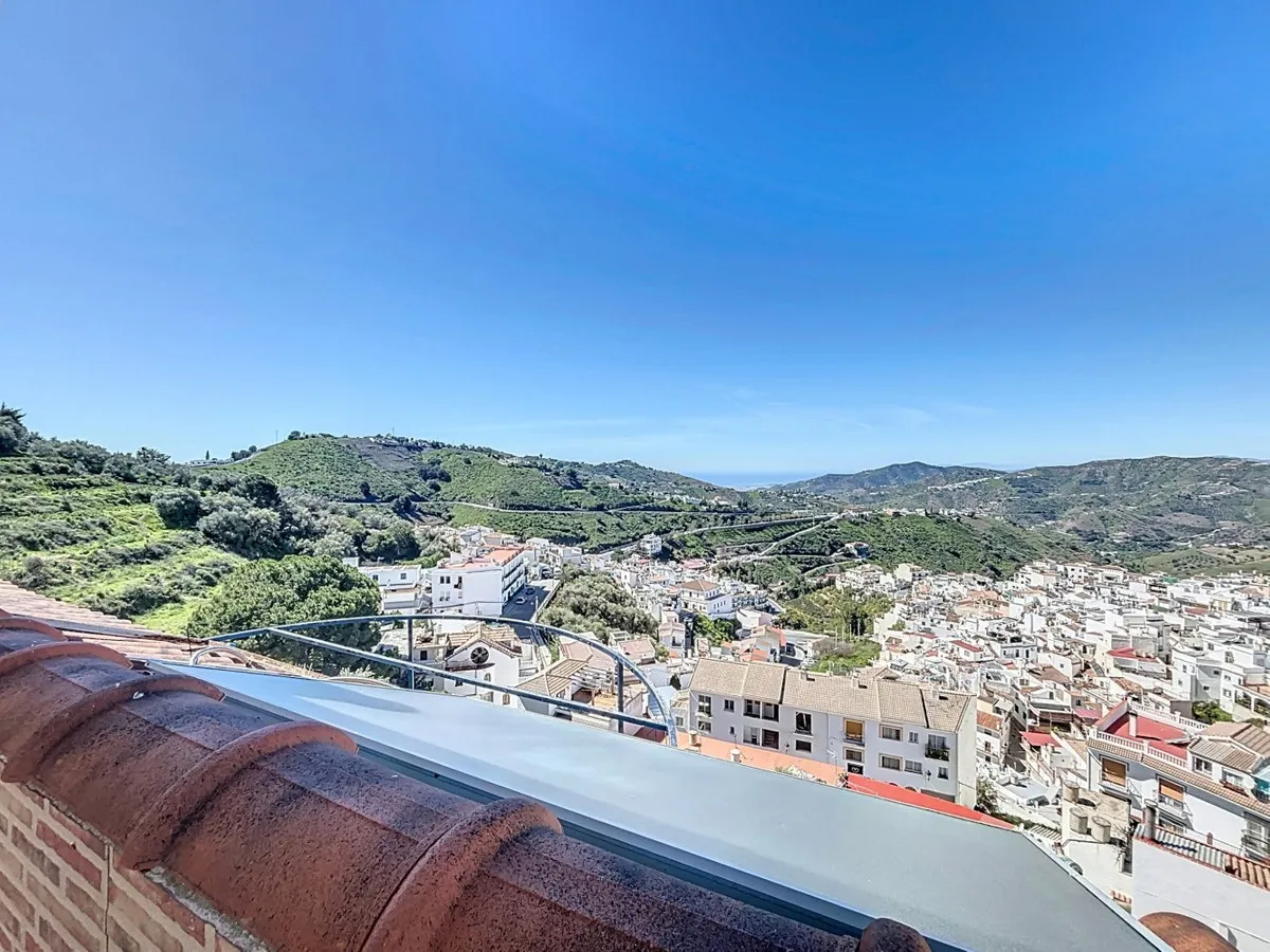 ef94c51b-bef5-435a-83f0-1103fabdb157