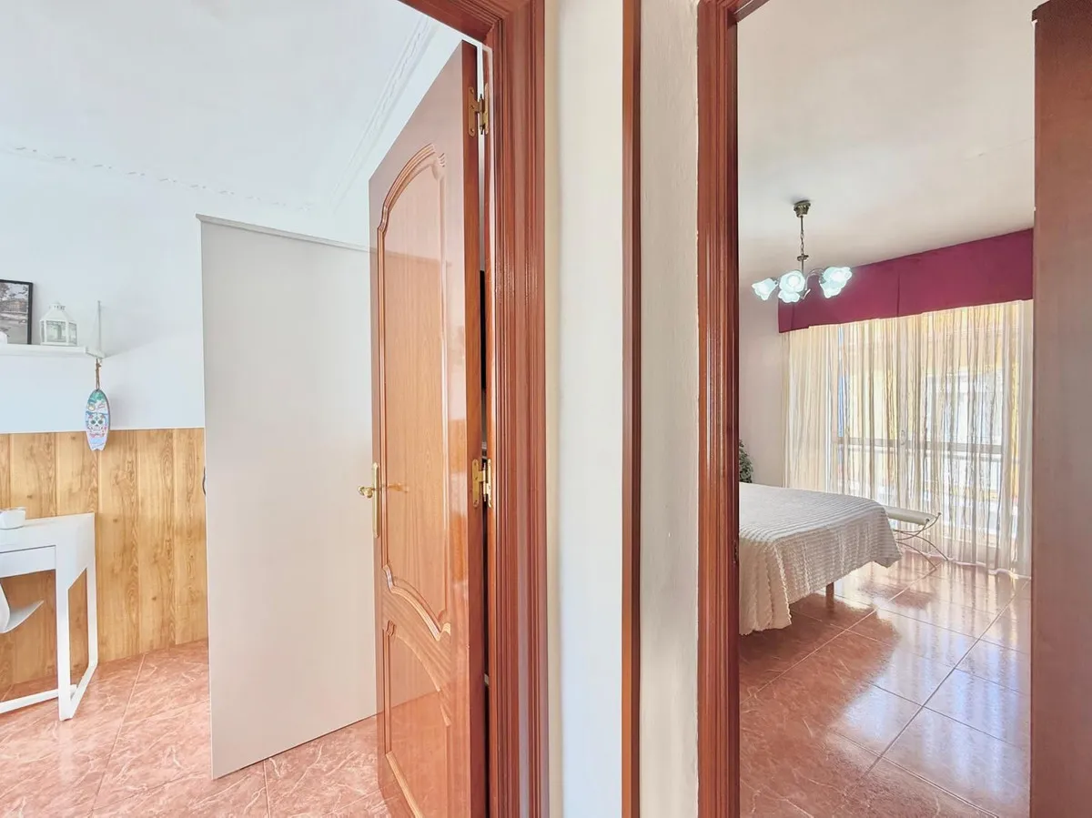 8854dc50-3b34-4521-bef2-ae3415e59fa6