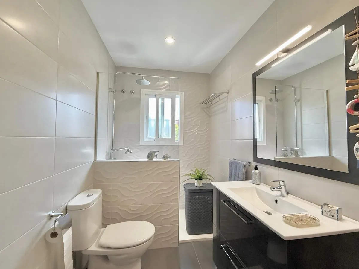 c76a6d31-7dad-4caa-9608-9c4f1685b6e2