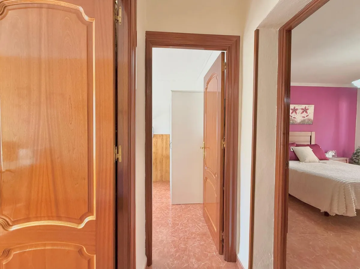 f086cbb6-f352-4394-a921-d031689fc338