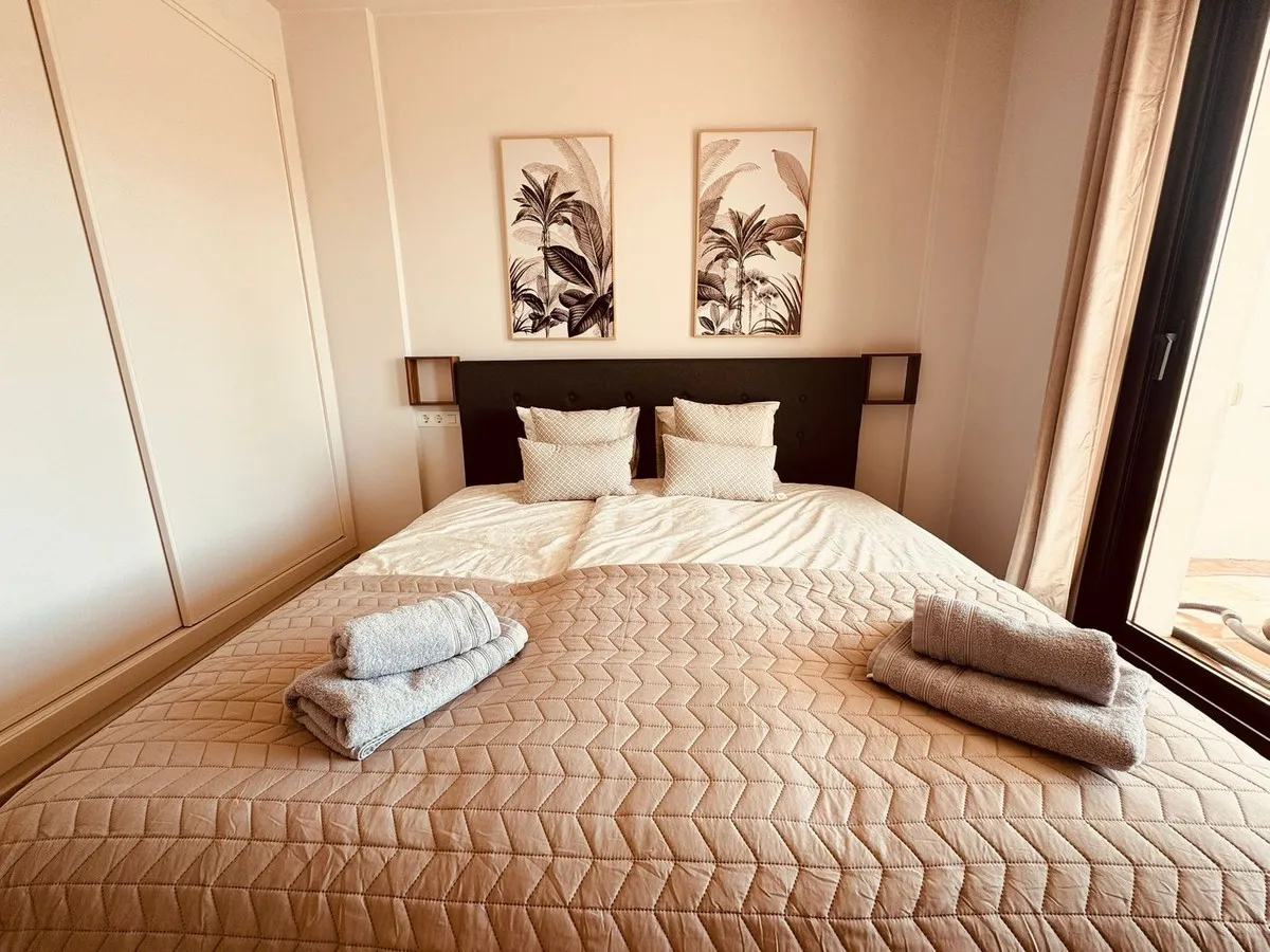 70c280f5-68e6-4179-ad53-edb6dabb8953