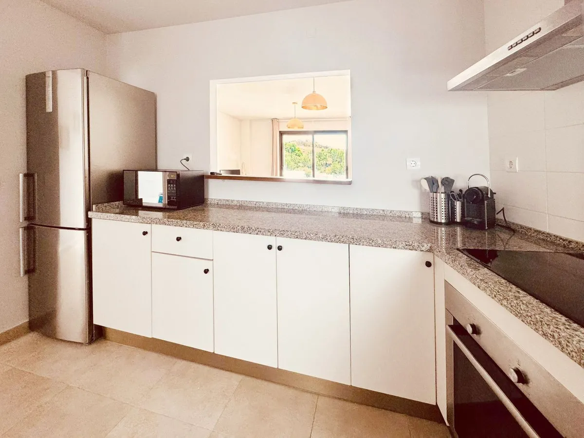 d3e125e6-c27d-42c6-a4bf-89dea18cdc0c