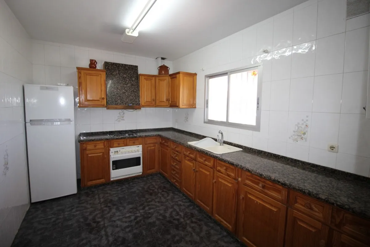 0dceb4a5-bffd-4f64-a1d6-b2ea40dd7401