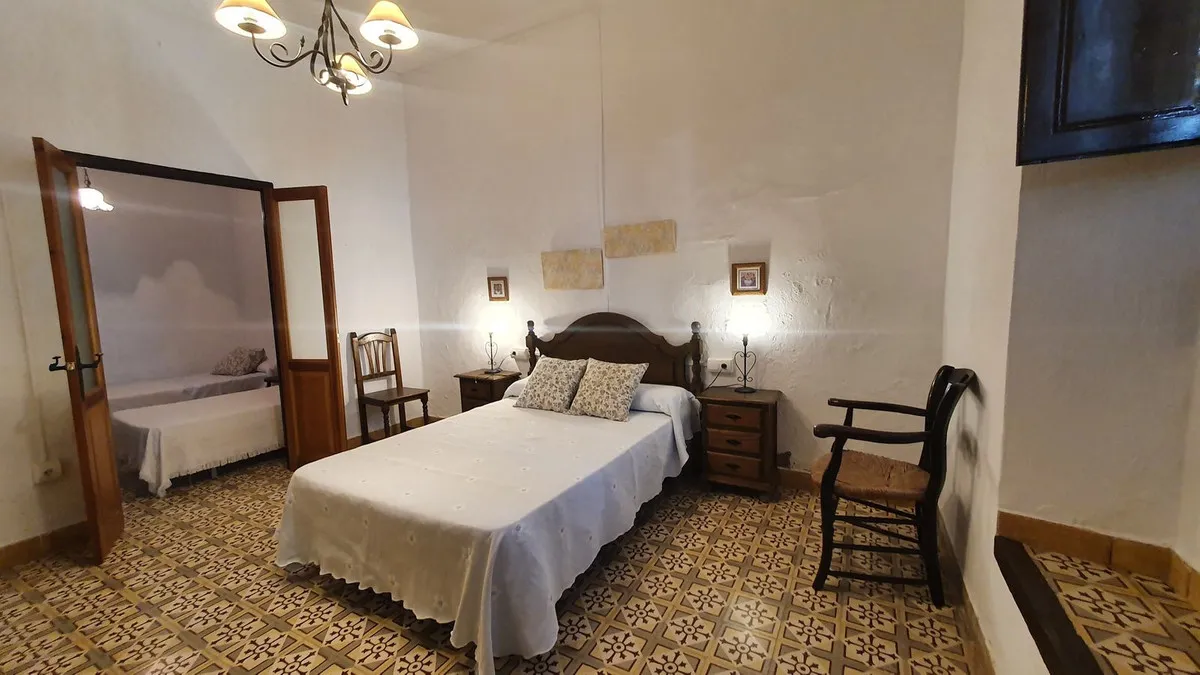 3770bd59-a599-4dd7-83e6-ab202e4f4163