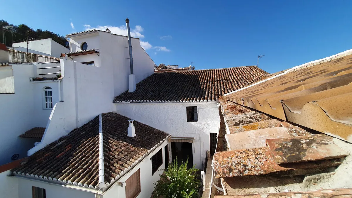 51e5c518-067d-4369-ab02-11bc4dc019e6