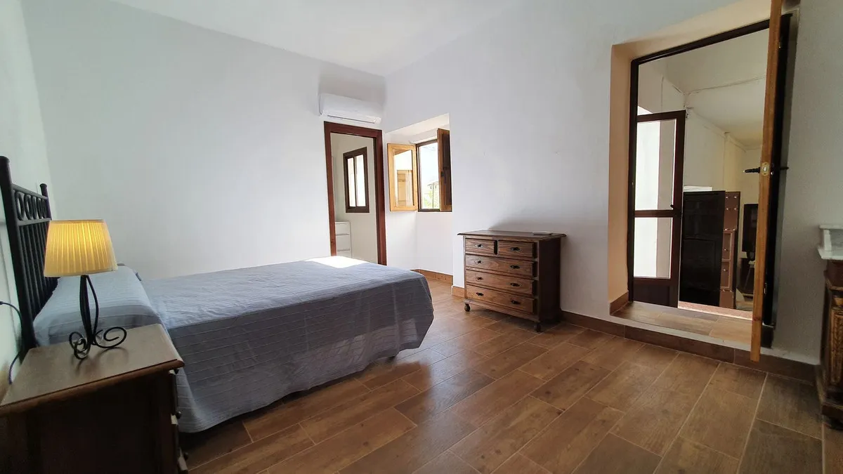 ad1710d8-06a2-4dde-ba31-1c06e7393946