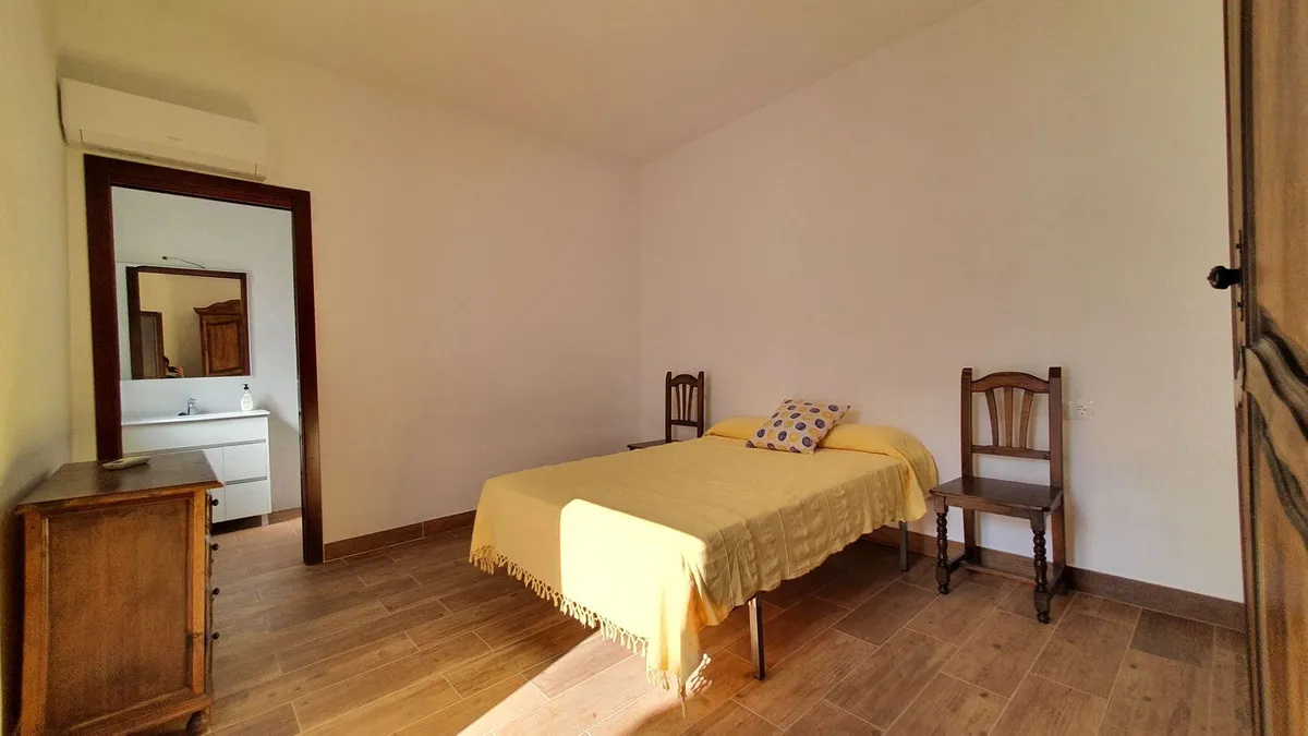 c64adbd4-e4a0-4ee3-8e7a-c7272b818d98