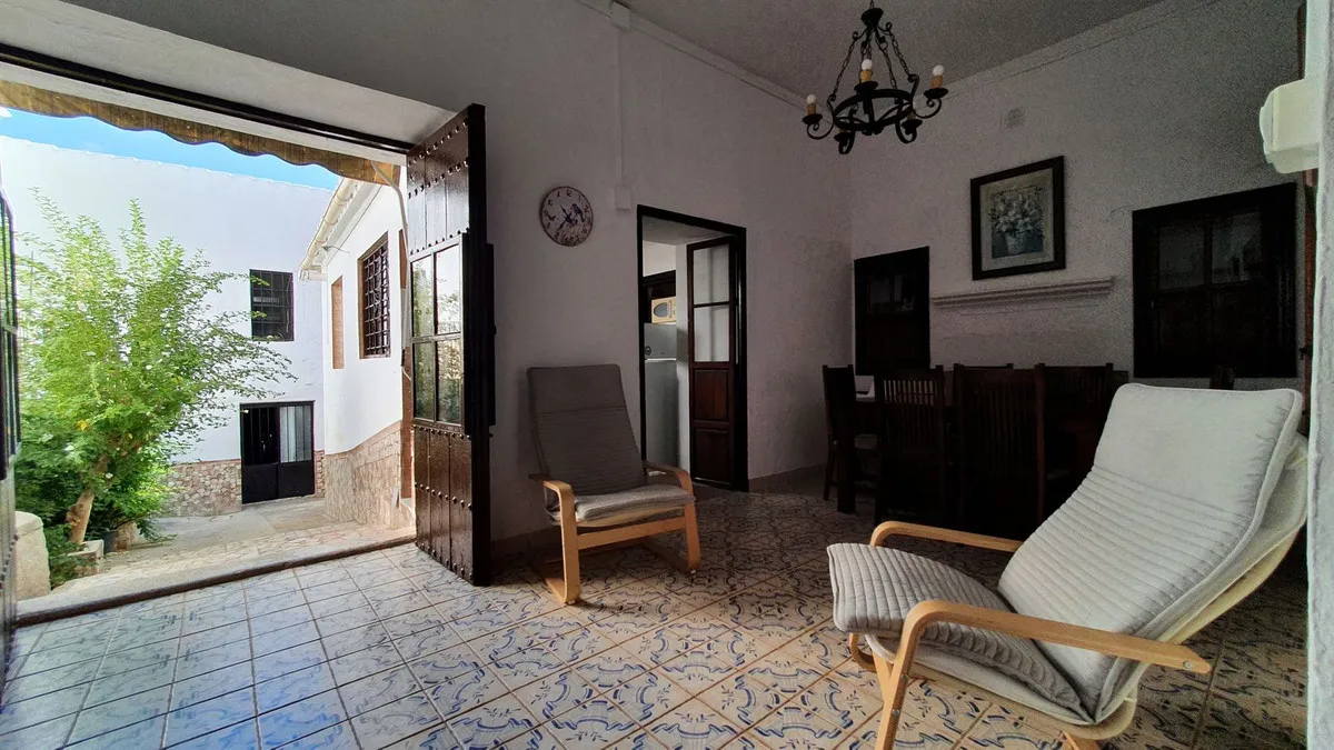 d865c77e-3f3a-4341-afc0-f51f63c741c3