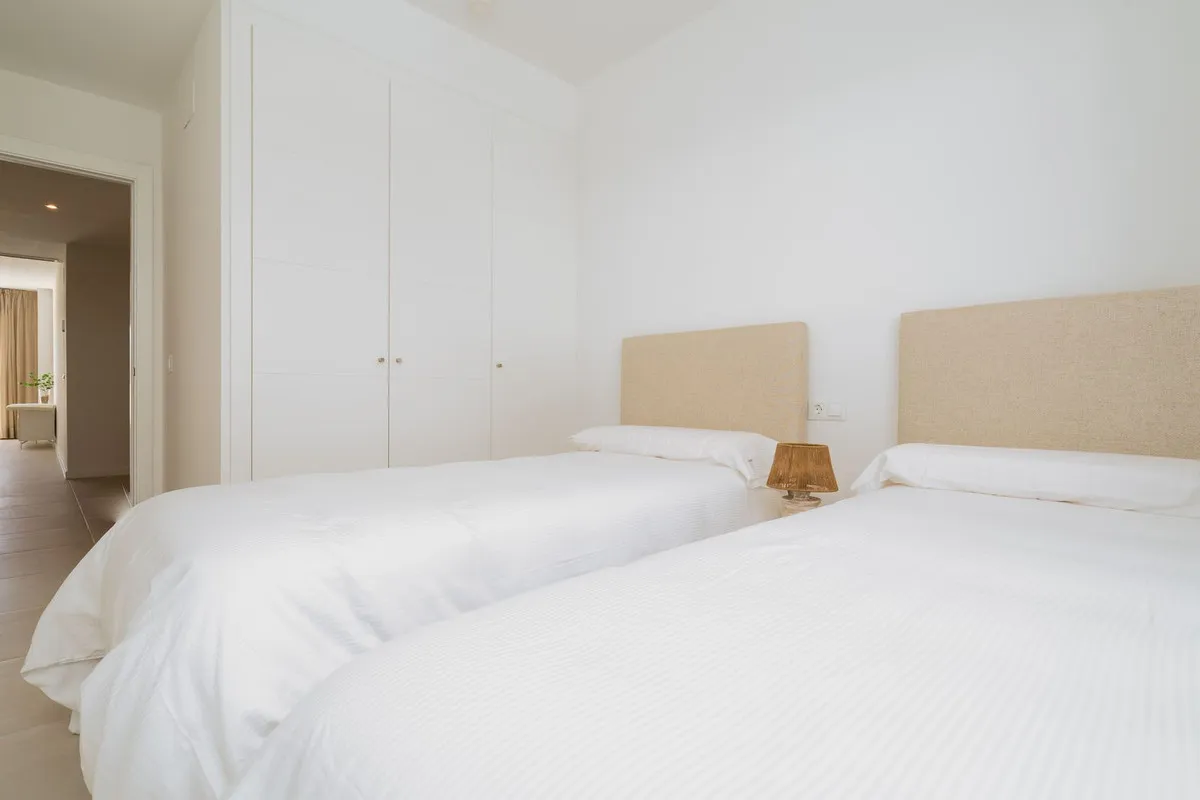 7c6f3cd2-c3ca-4838-96c7-bd6038dd8207