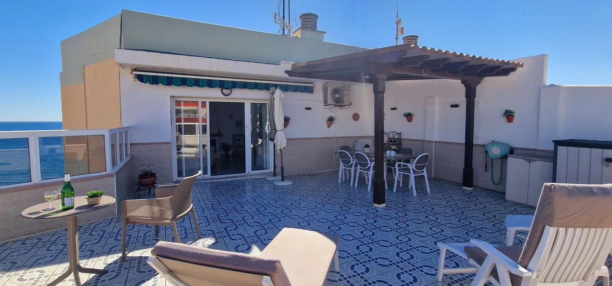 b2b69ee5-2622-45c9-ad86-fe8b2fdae22a