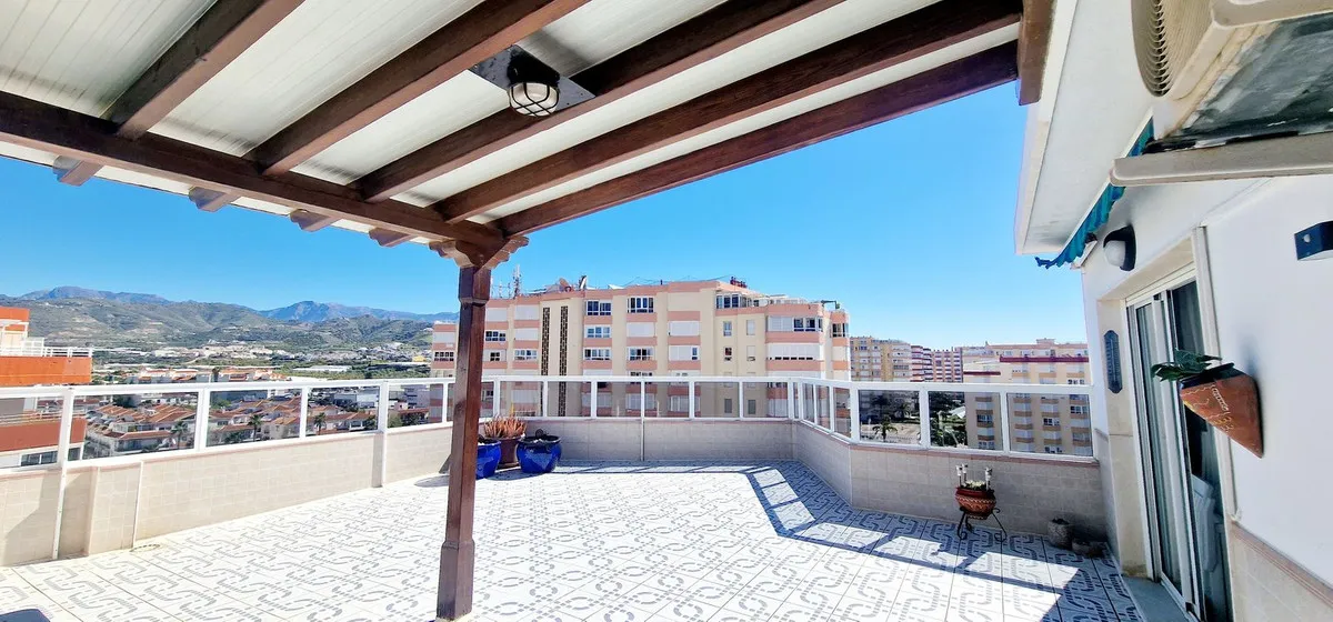 e72a5f80-50b9-4ea2-ba76-01417bade0b2