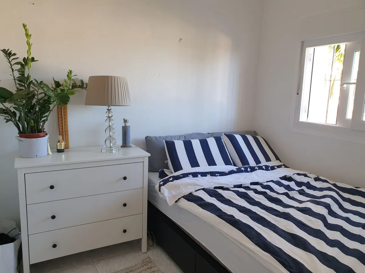 5d93f8f3-ec87-40d1-ae1b-6e2bdd50072a