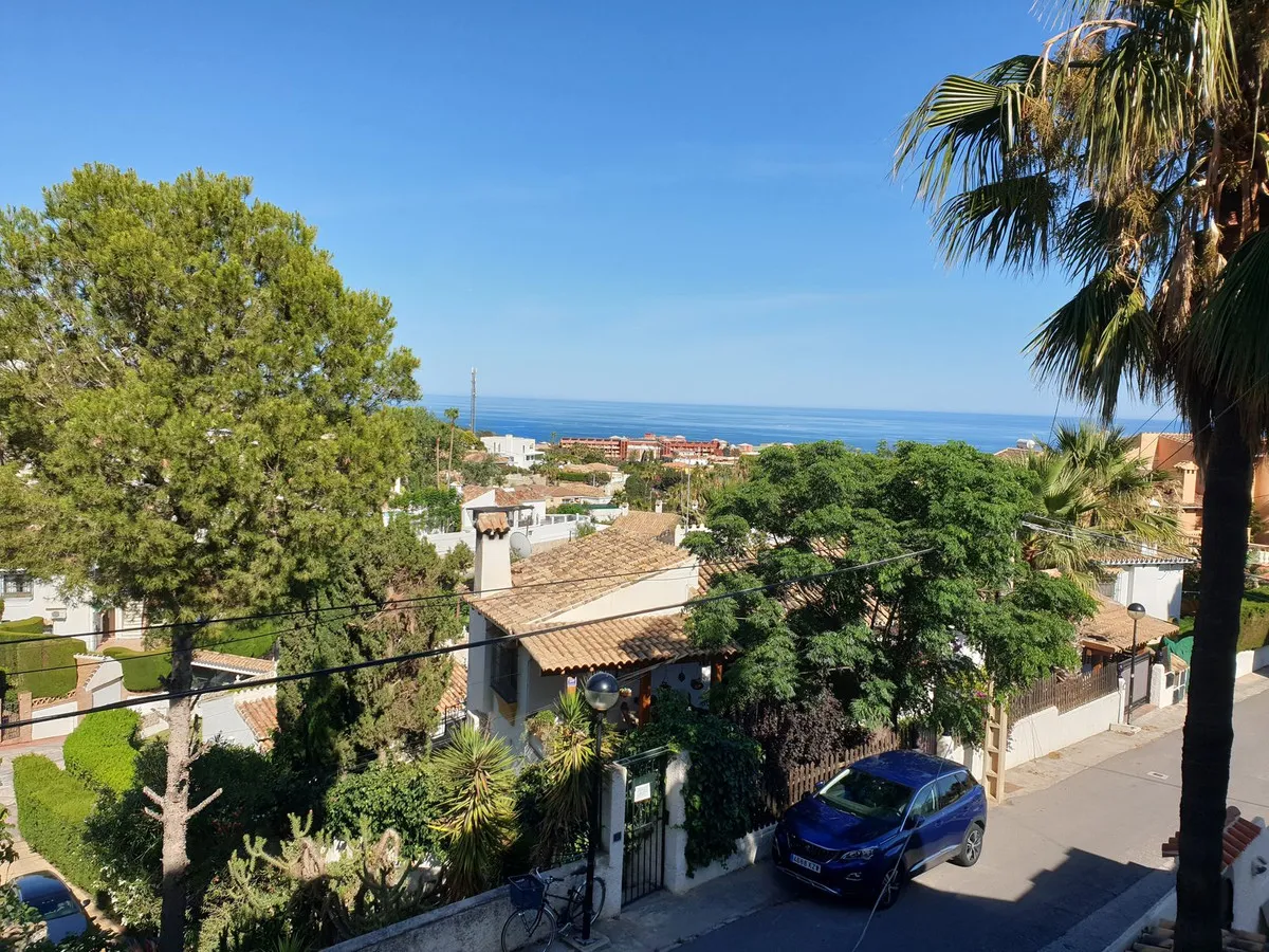 9ff1ef19-cf7f-4501-8db3-ea98ea5a5c30