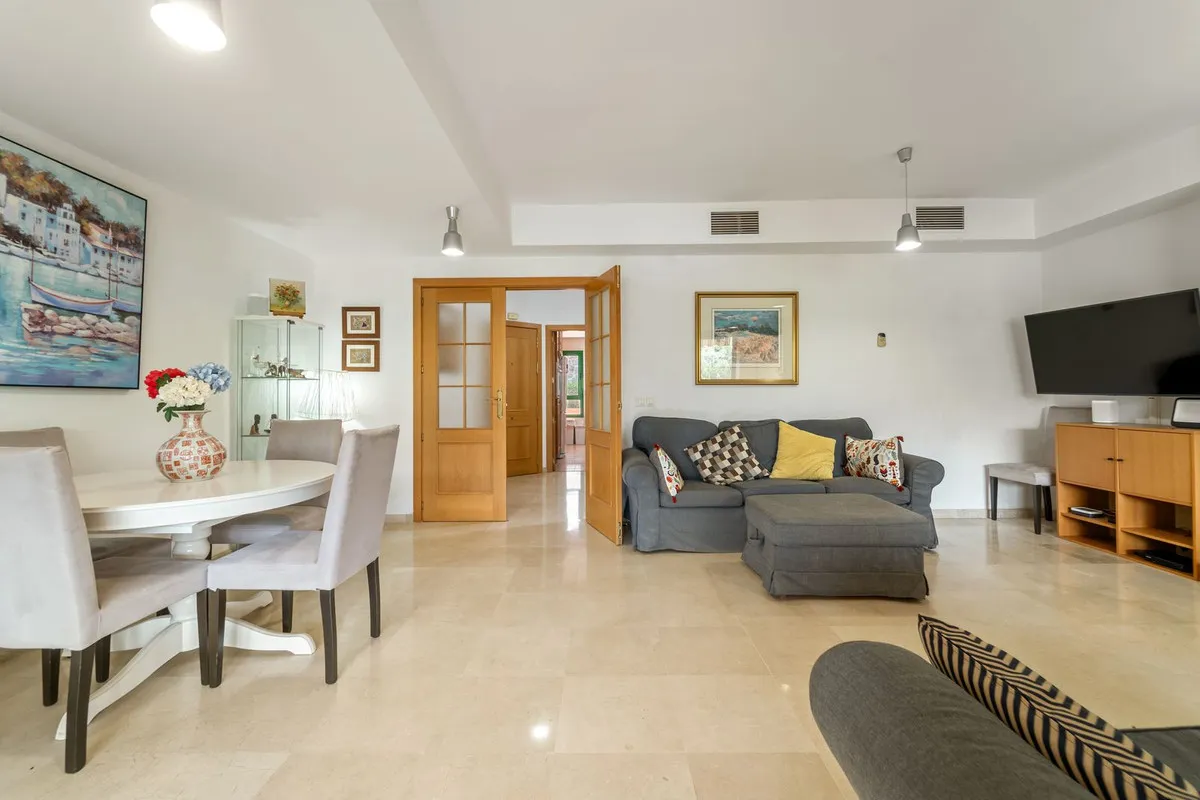 01d74bec-ebef-4c91-94f2-885a09205d9b