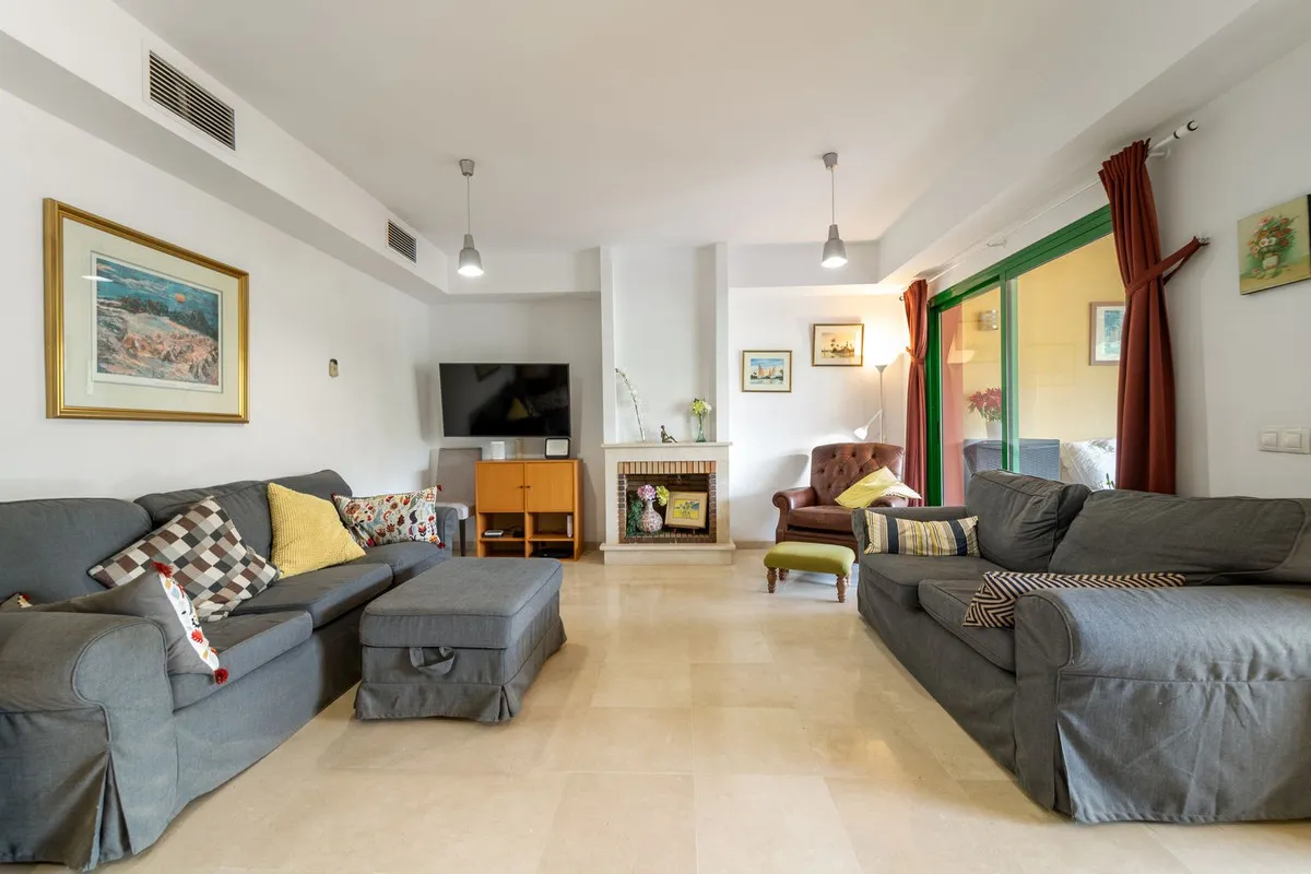 42b349d0-3ff9-445f-b8c9-ac6700e0c741