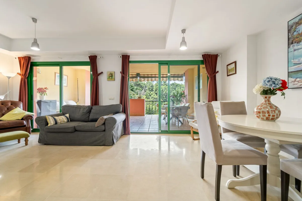 6deb63e2-214b-4eb7-96fc-278fbff8cf21