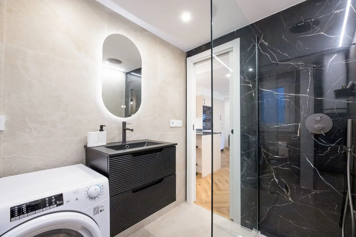 171a78c8-ec85-4fcb-bf9d-a379594ae38c