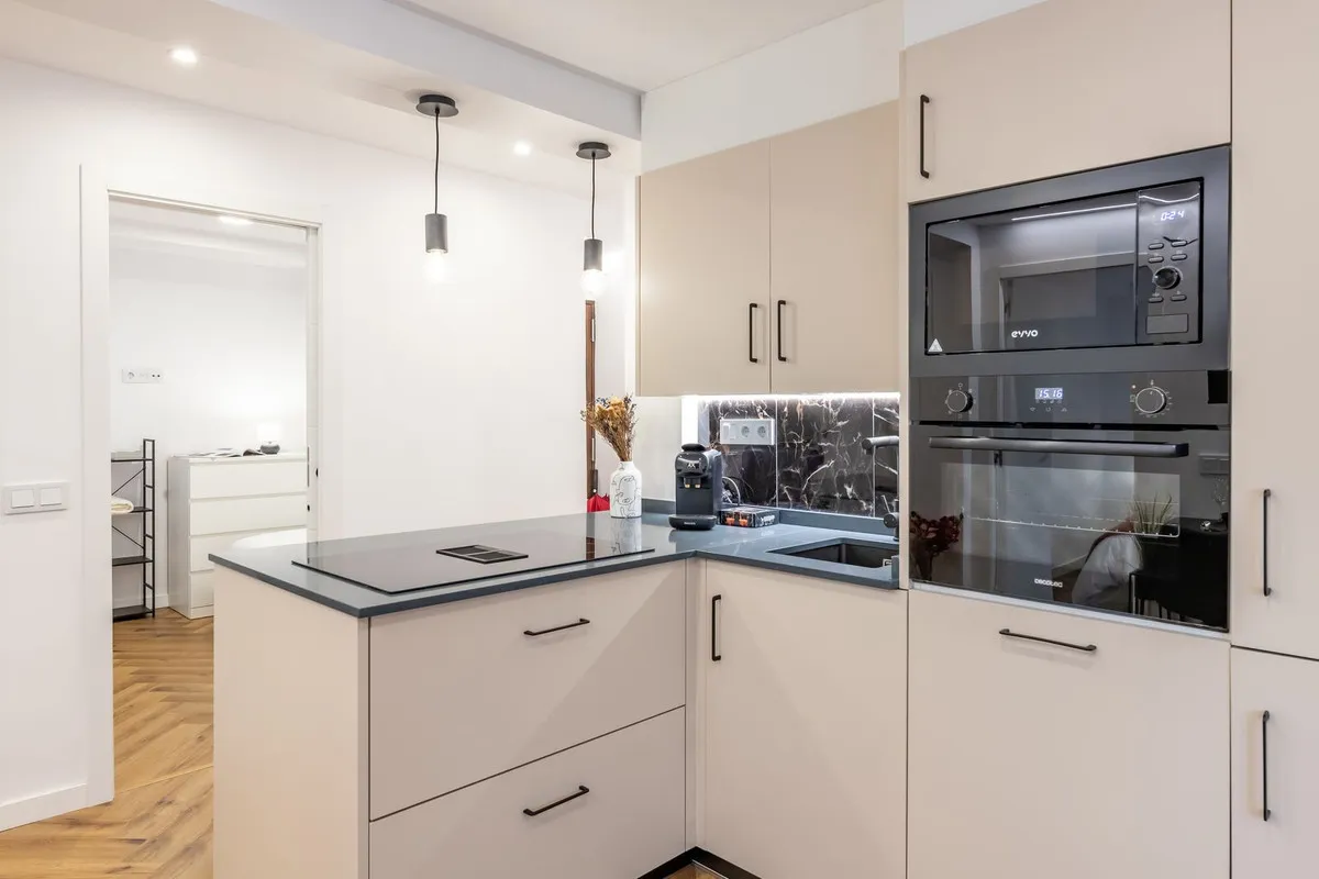 865ab161-3307-4f04-91ff-74c1202238ef