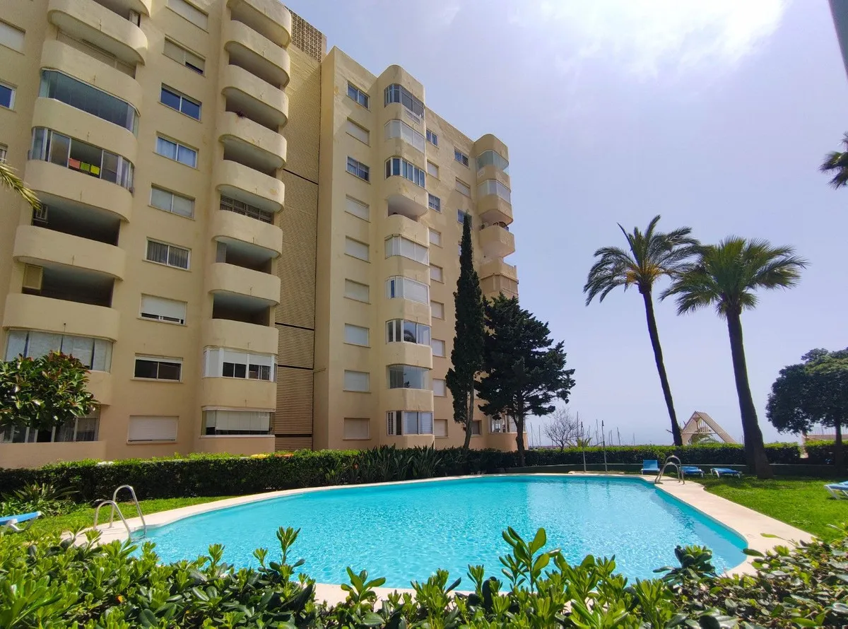 0aa316e3-3520-428c-b21c-d8a7ae15fde0