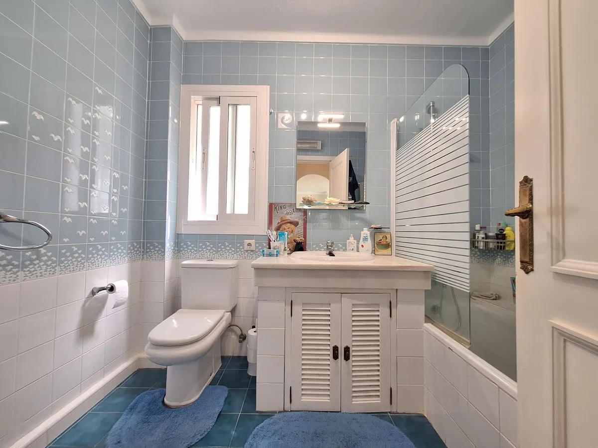 aed21319-1a6b-4016-9fef-00c656940719