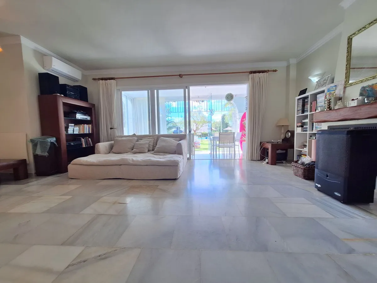 f214f7a3-2a27-44d6-837e-6fa06e13058f