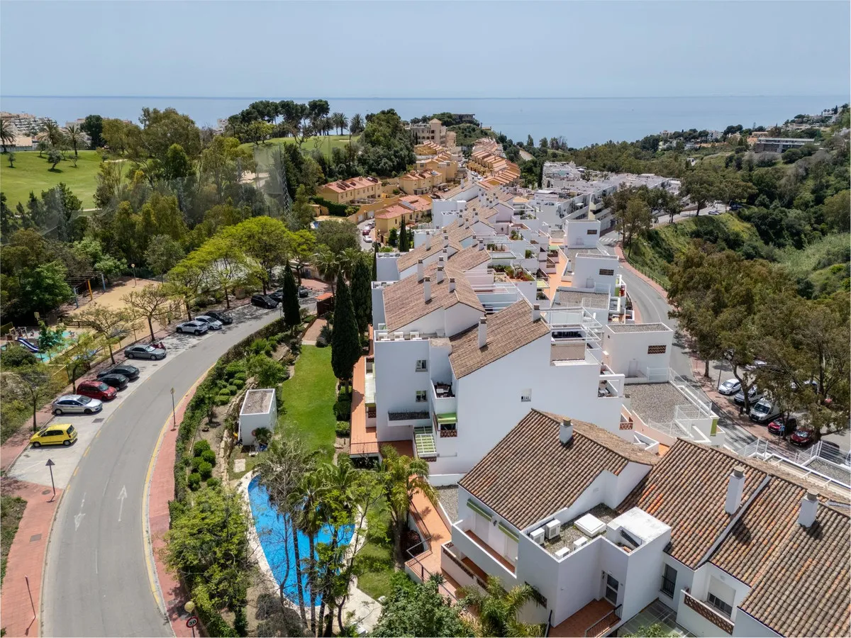 5b1c2168-5161-49c2-83e2-36ddadfd6e53