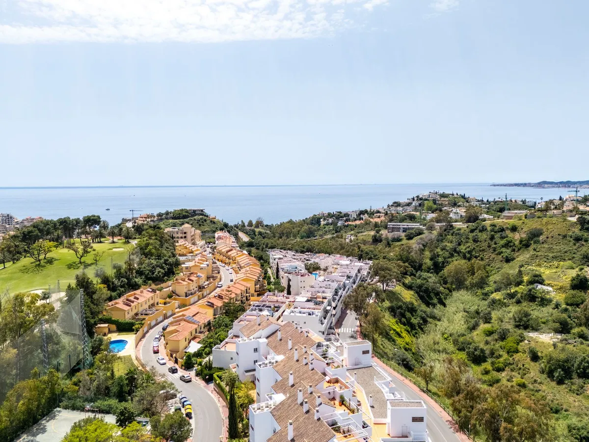 75a5088f-c7f9-4cf9-abbf-e576fb24e40e