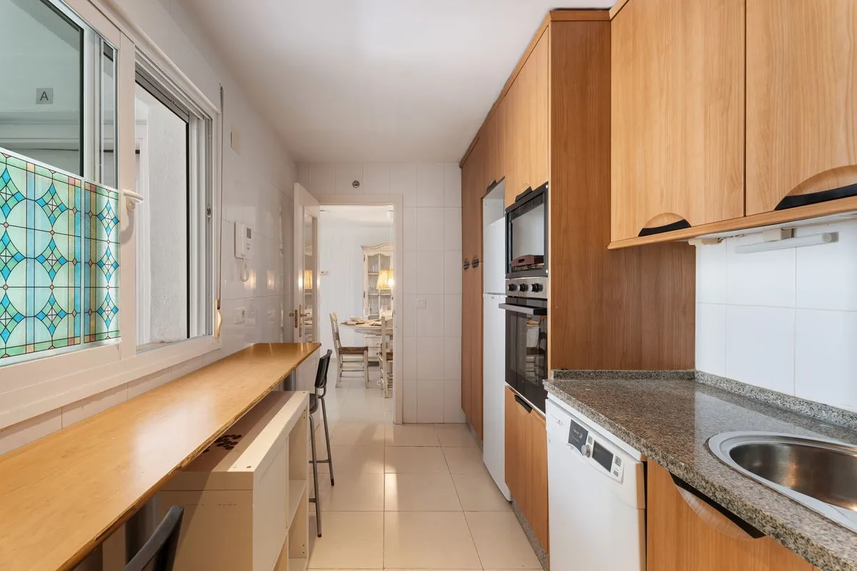 a9ac0247-e027-45f7-a892-361bdbcab3eb