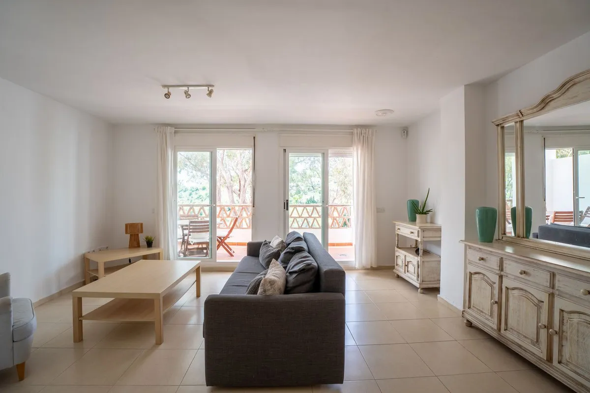 fb526b25-508c-4b19-a7c0-3cf3b6a20738