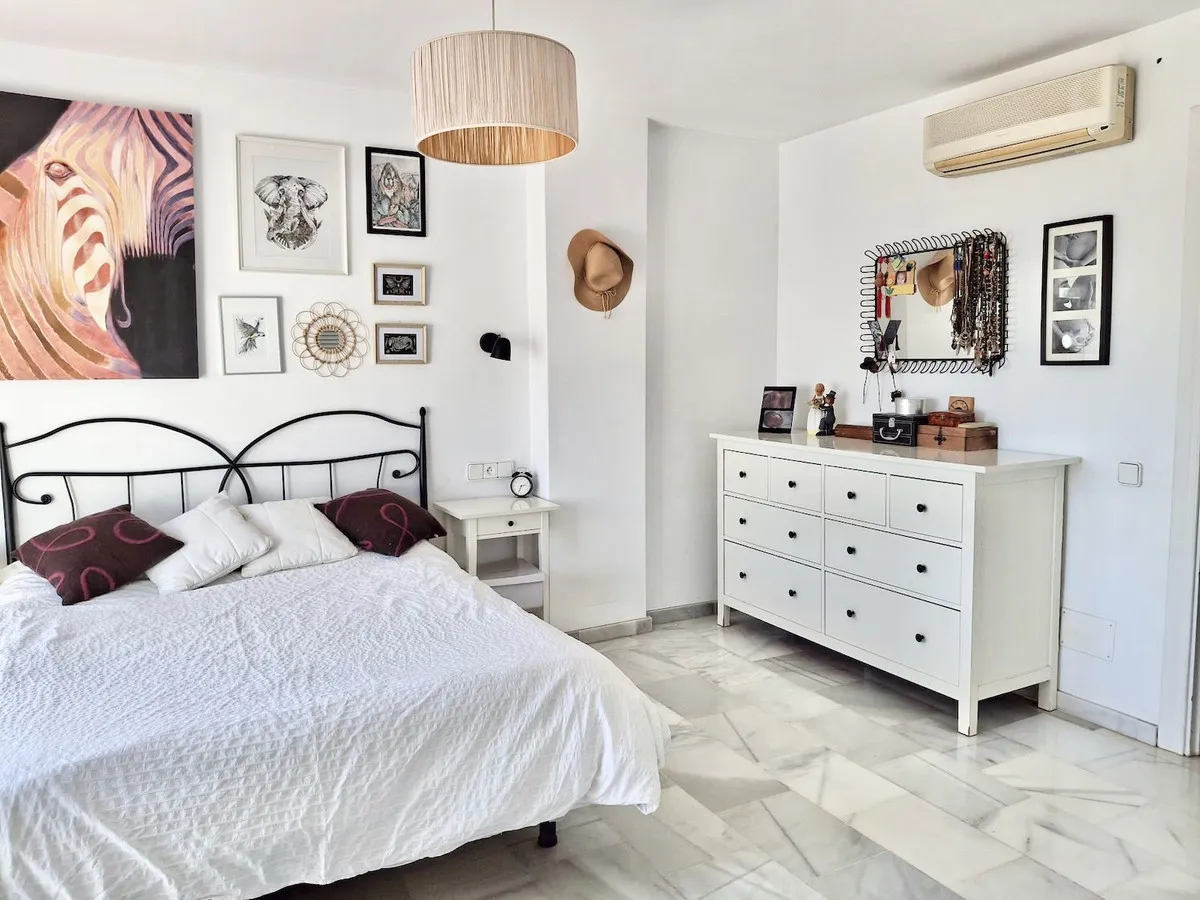 5d77f14e-cdbc-44aa-a33c-3f68ee4f3779