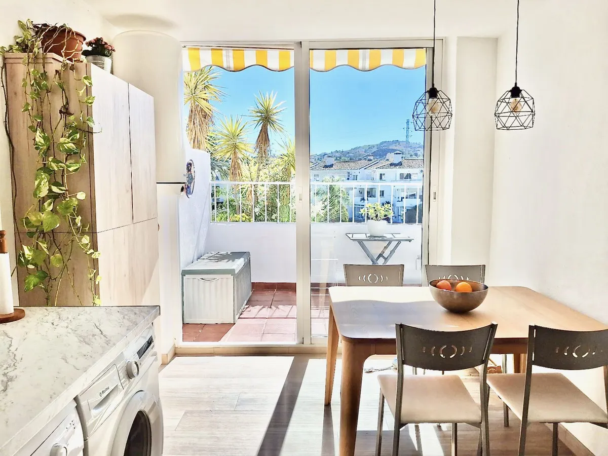 e0568774-ad6f-4fec-9439-4684f66fcba8