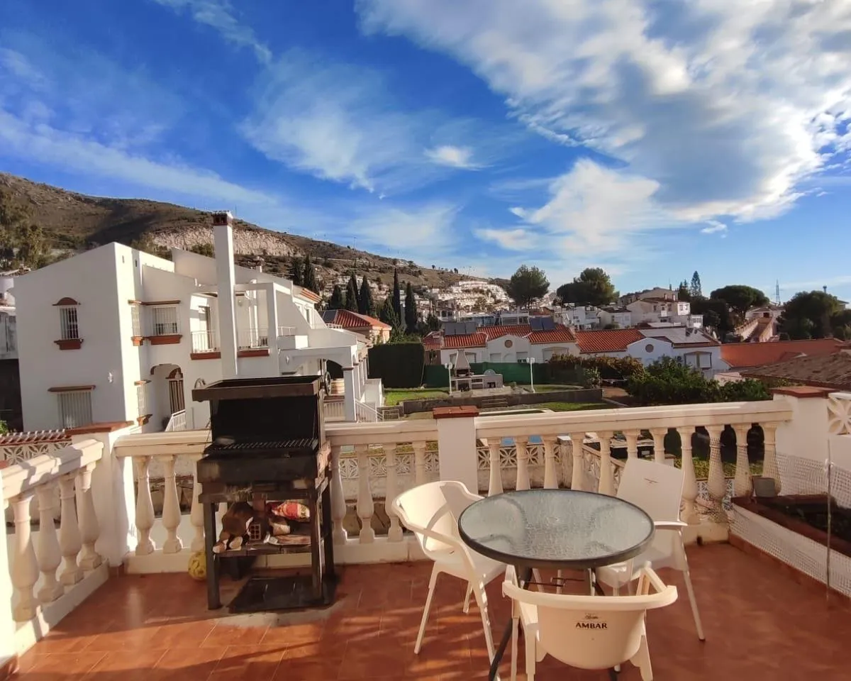 08becae4-4bfc-4c85-a458-1e5cba1e7f80