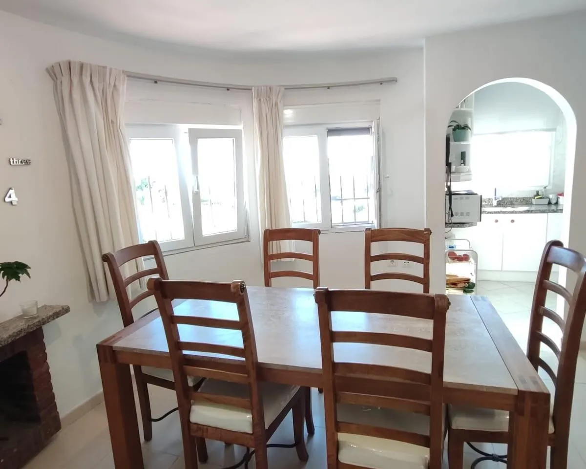 618fd76e-fa84-4945-beab-183f586d7940