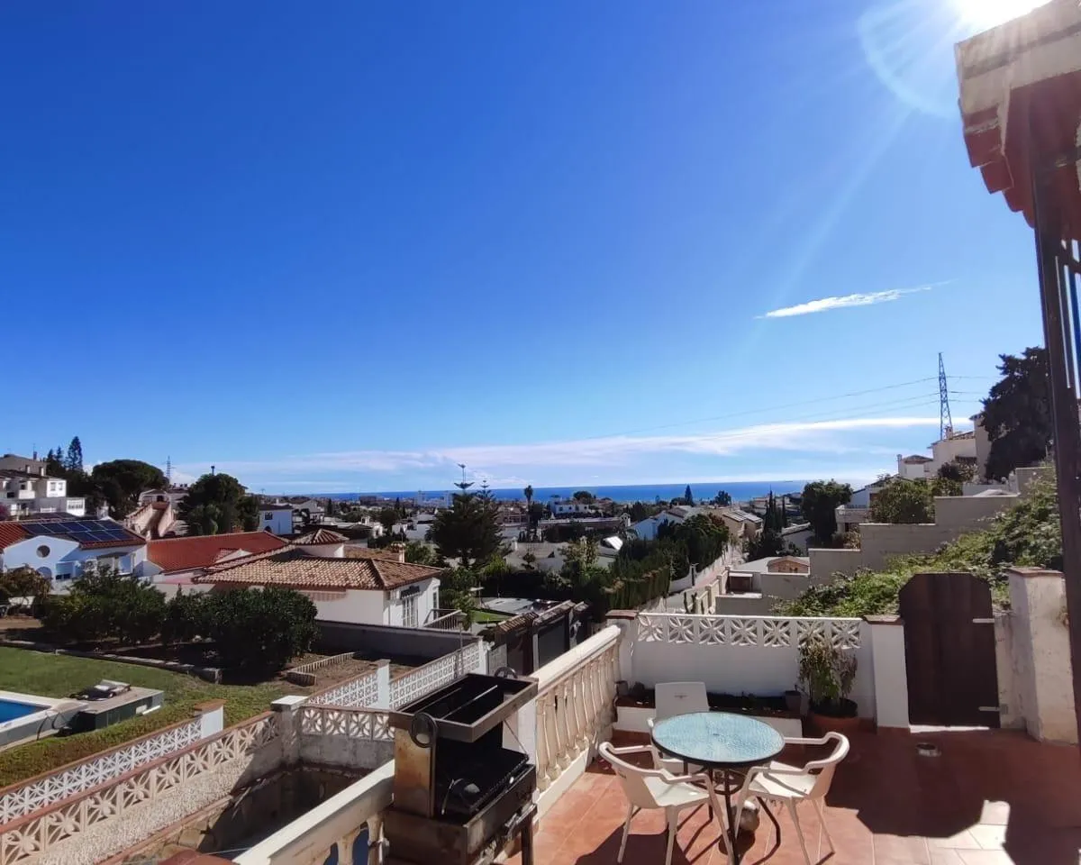 703852c2-5467-45b8-bb2e-358551f2e37b