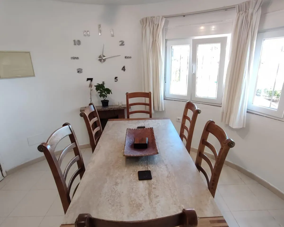 d058fc0b-2082-4264-a282-13eb8212b90a