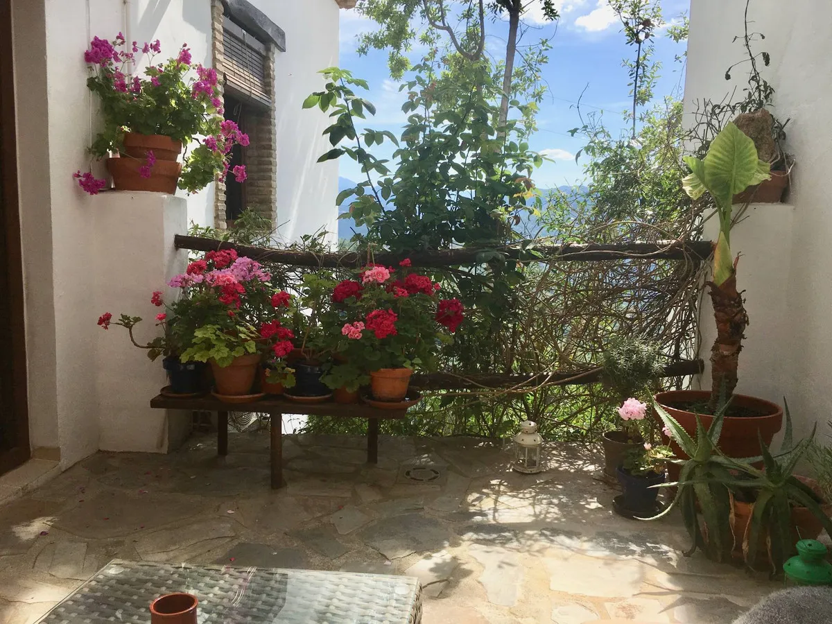 92991b7d-29b1-480b-9b09-19e4498b22e6