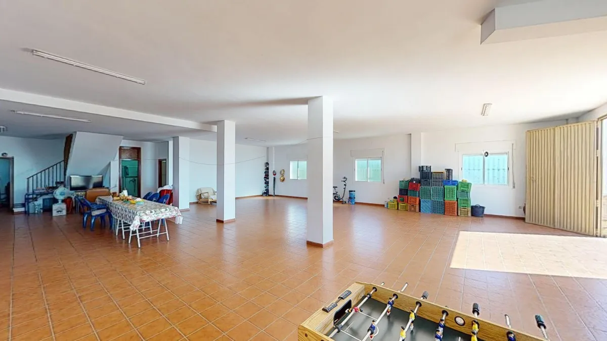 ea3af069-41d2-460b-819c-42bc39c4cae2